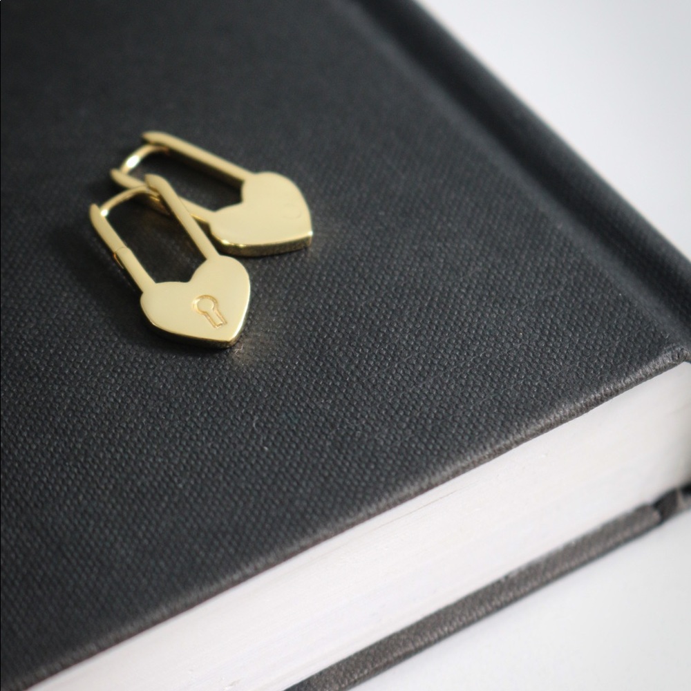 Love Locket Earrings🖤